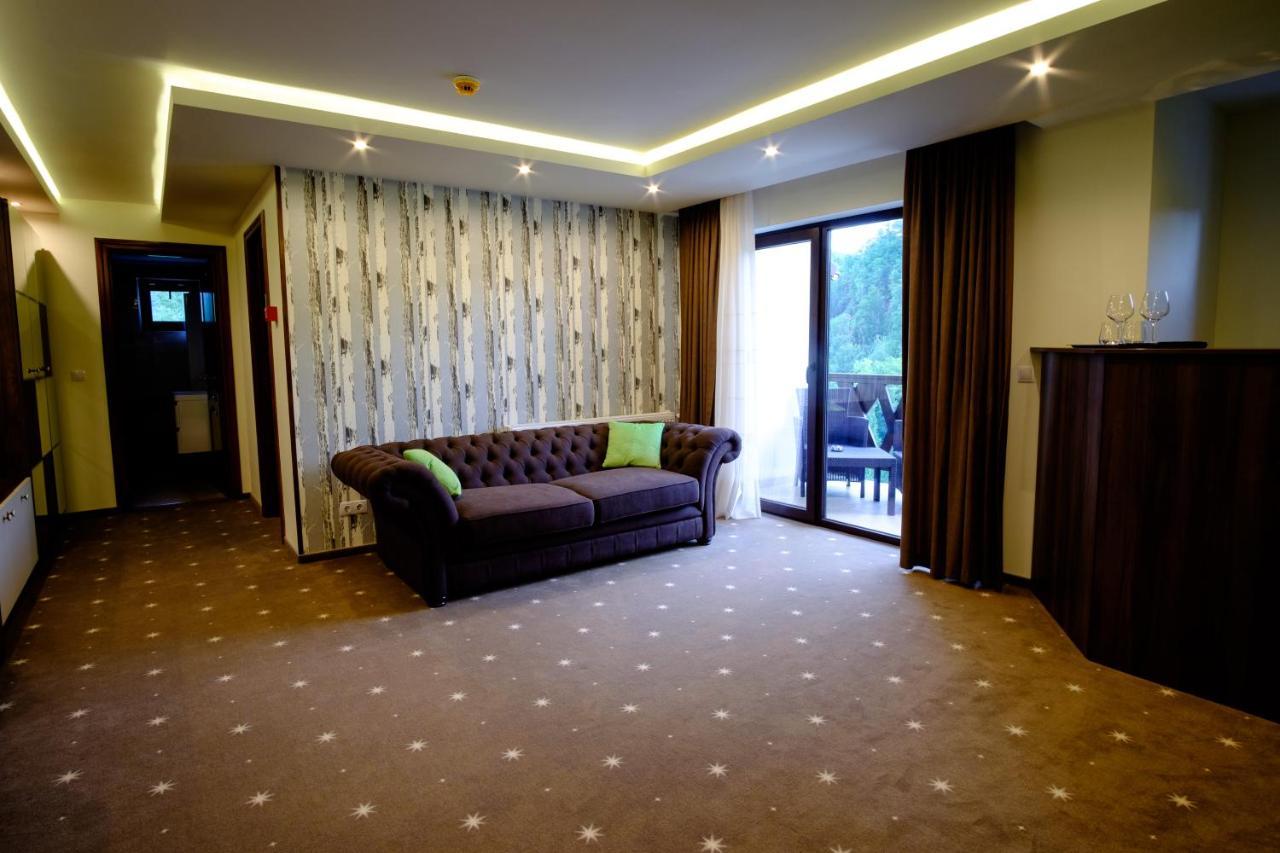 Hotel Poezia Luna 外观 照片