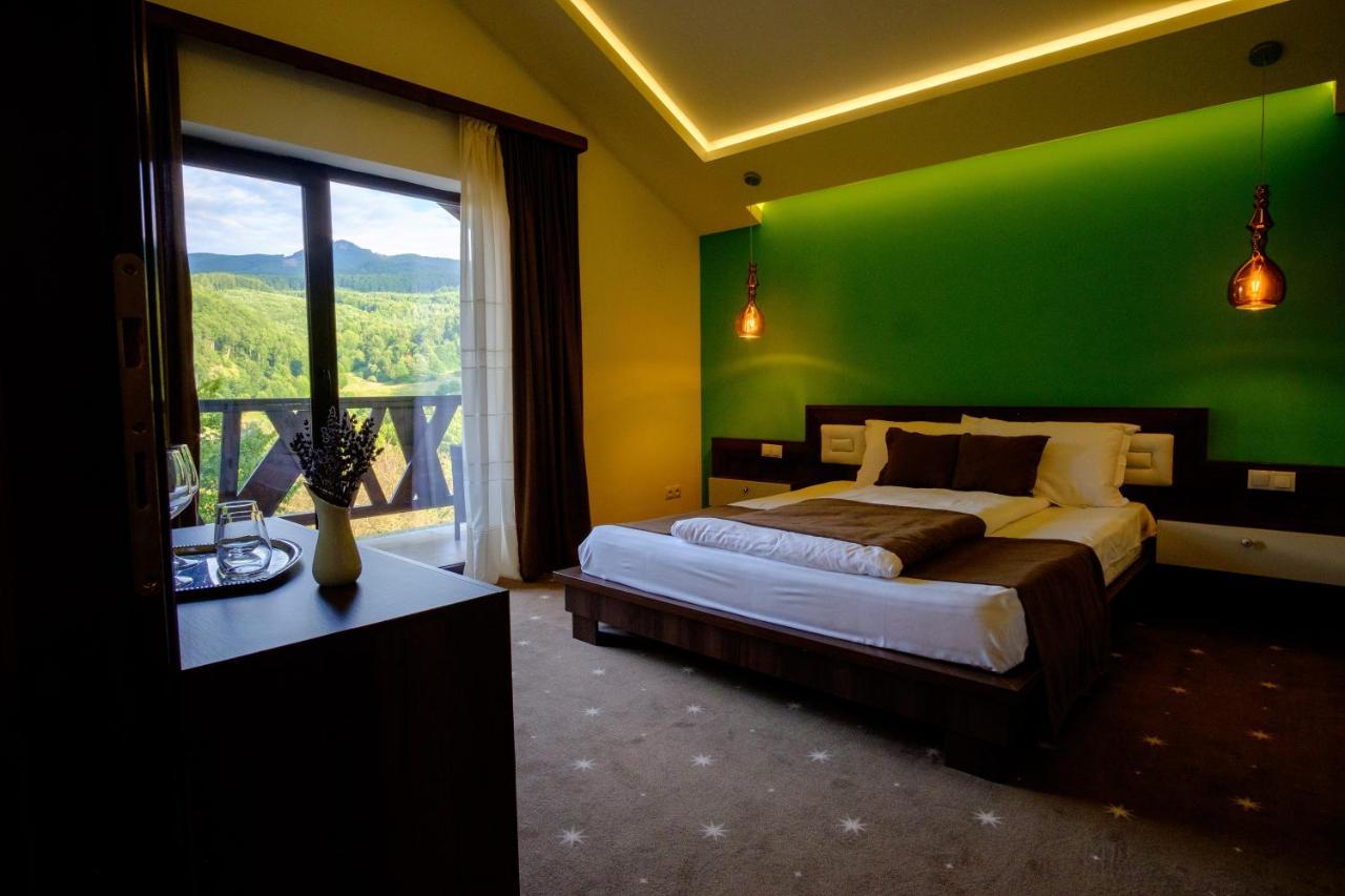 Hotel Poezia Luna 外观 照片