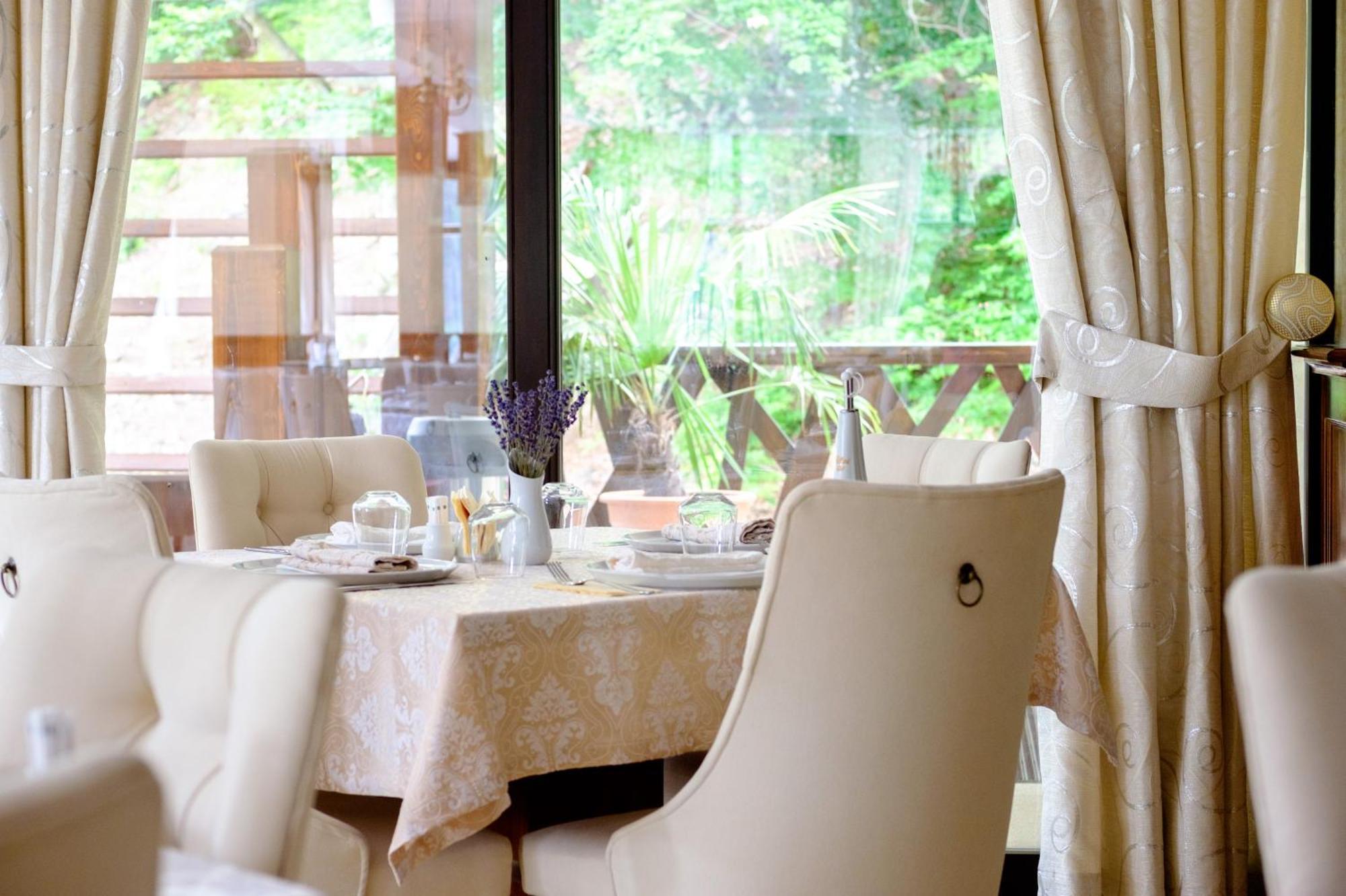 Hotel Poezia Luna 外观 照片